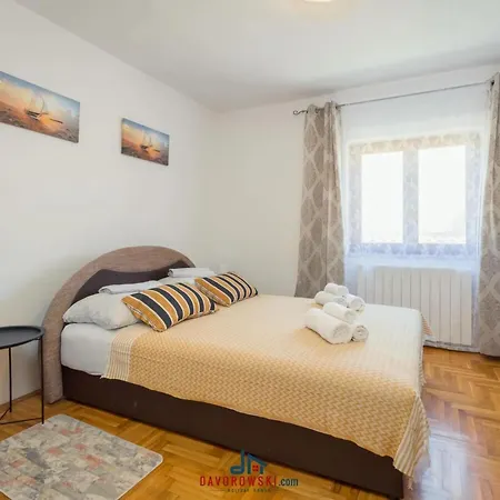 Ena Comfortable Villa